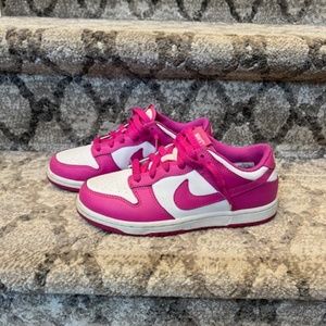 Girls Nike Dunks Hot Pink